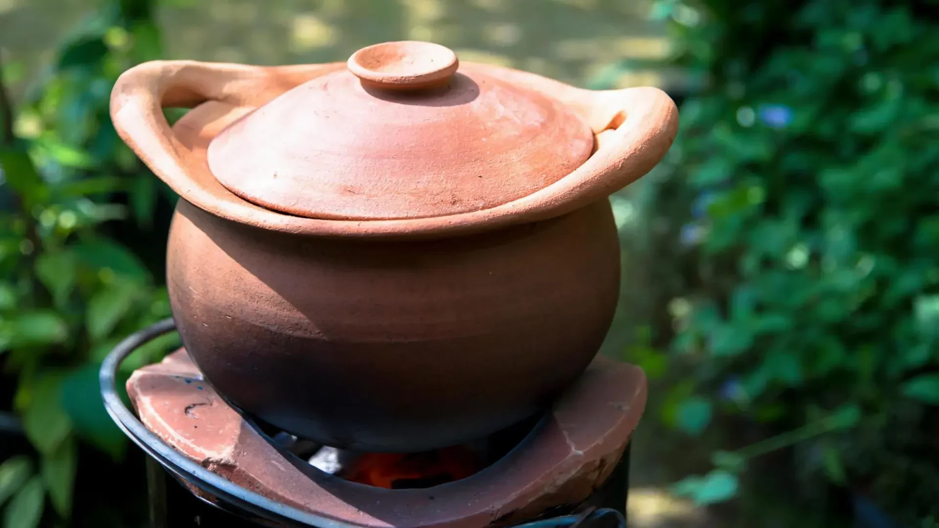 Clay pots